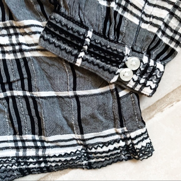 NWOT • Lucky Brand • Gathered-Yoke Button Down Top - Picture 7 of 8